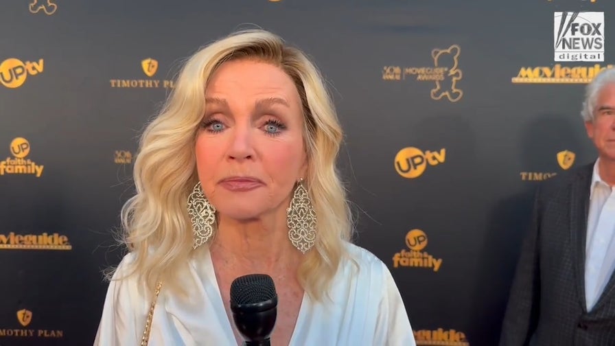 ‘Knots Landing’ star Donna Mills details her fitness routine
