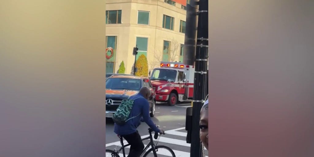 National Guard troops shot near White House prompts heavy police response