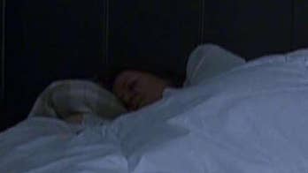 Report: Lack of sleep leads to overeating 