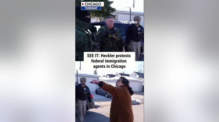 Protesters CONFRONT national migration agents successful Chicago