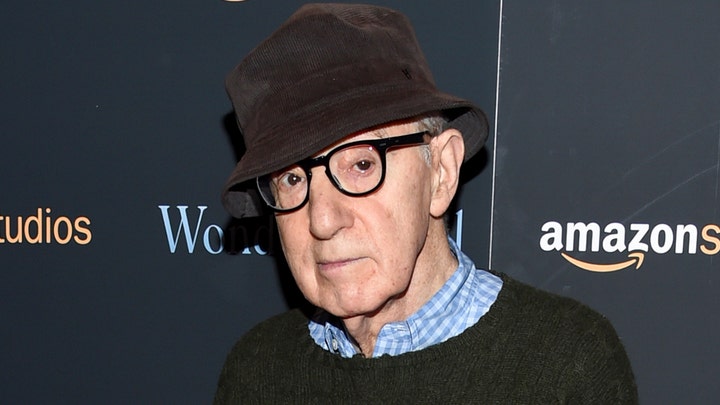 Publisher kills Woody Allen book