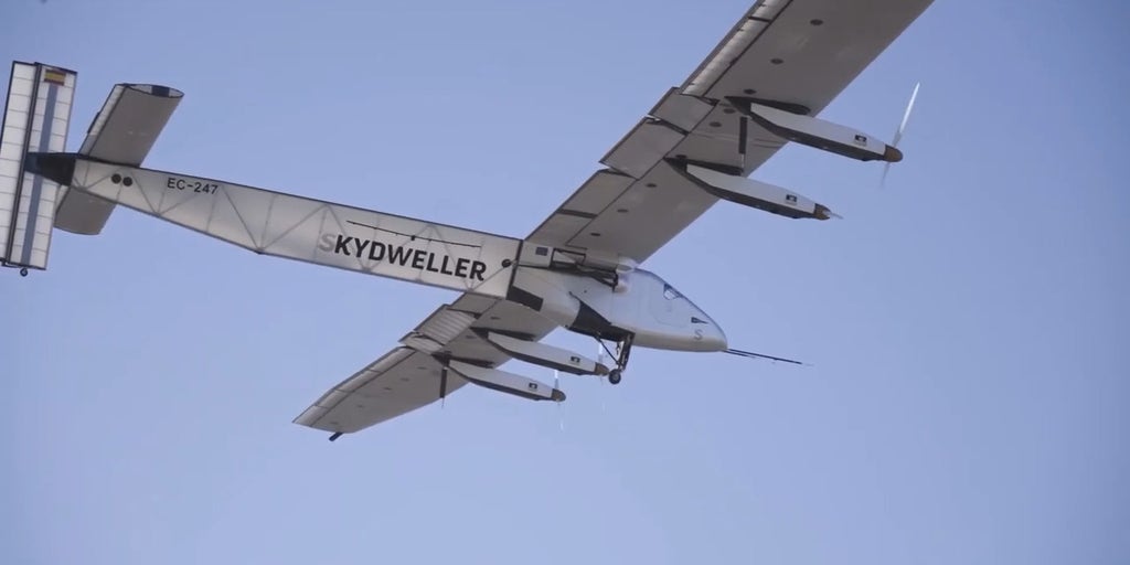 Solar-powered aircraft achieves groundbreaking 22-hour autonomous flight
