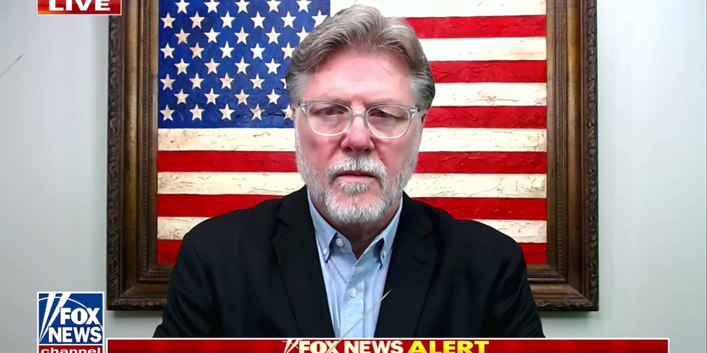 State Department urges Americans to leave Iraq following embassy strike