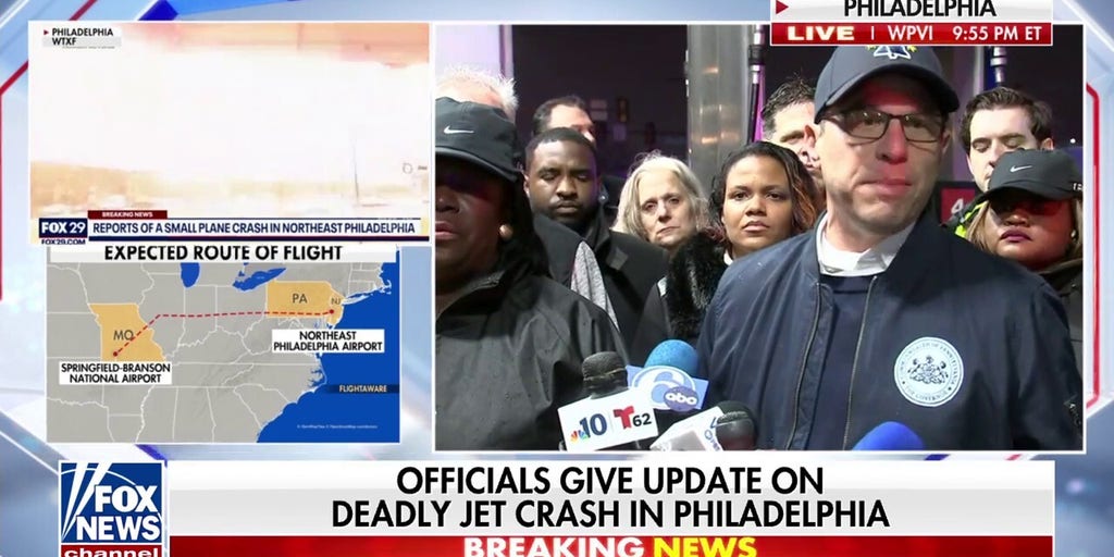 Pennsylvania Gov. Shapiro praises ‘unified response’ to ‘awful’ aviation disaster