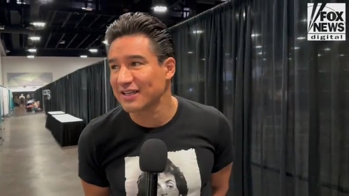 Lopez talks growing up in the '90s