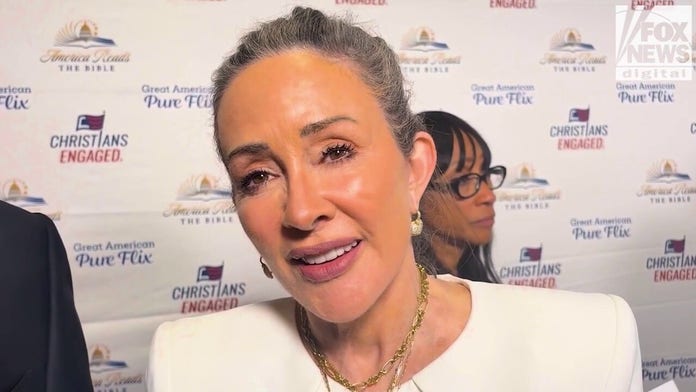 ‘America Reads the Bible’ kicks off in DC as hundreds gather on red carpet for weeklong event | Live Updates from 91���� Digital