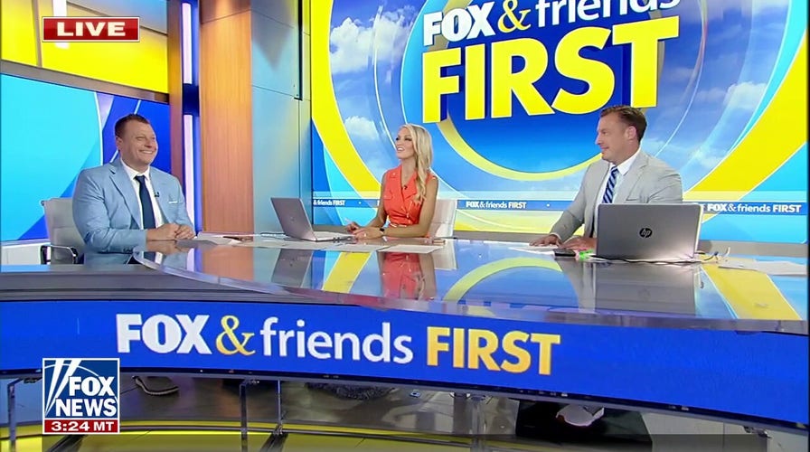 Pelosi takes communion despite pro-choice stance