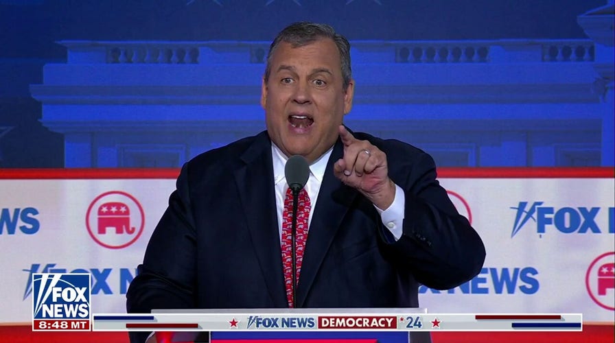 Christie can't believe he got asked about UFOs: 'Come on man'