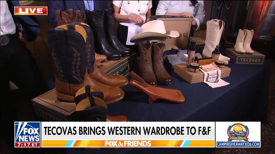 'Fox & Friends' hosts 'get their Texas on' with Tecovas boots