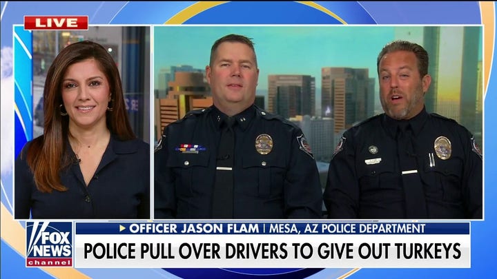 Police pull over drivers to give out turkeys