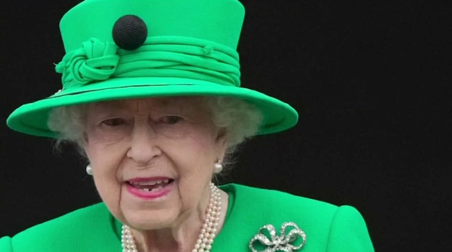 Queen Elizabeth never gave a controversial view in public: Royal commentator