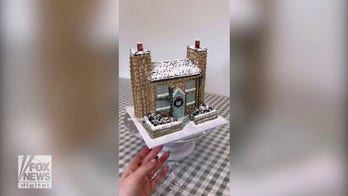 English baker recreates ‘The Holiday’ cottage in cake form