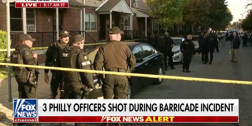 Three Philadelphia Swat Officers Shot While Serving A Warrant Fox 6232