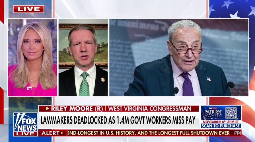 Lawmakers deadlocked as 1.4M federal workers go without pay