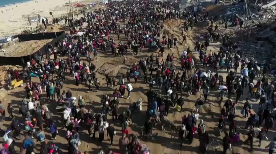 Palestinians flock to northern Gaza after Israel lifts closure