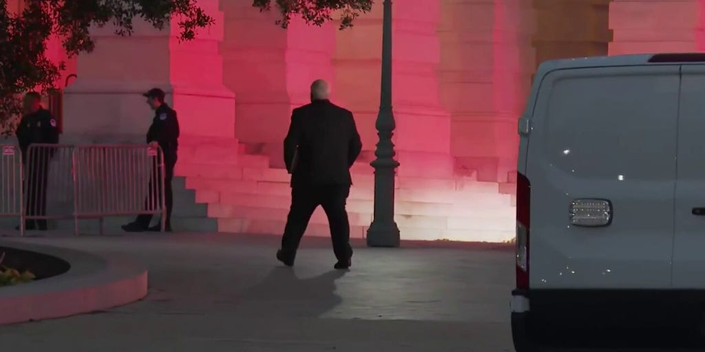 DC firefighters respond to trolley electrical fire in Rayburn tunnel on Capitol Hill