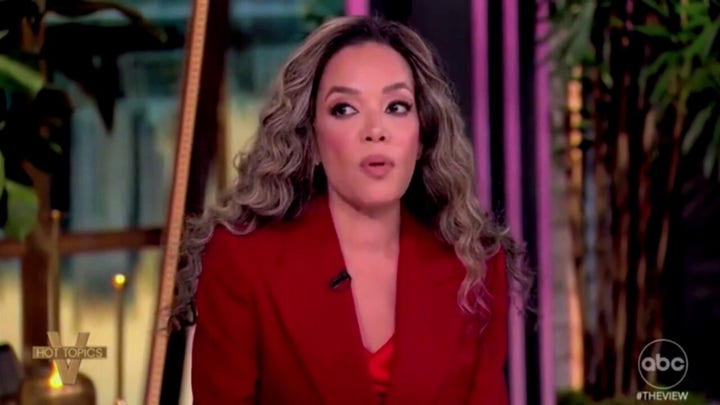 'The View' co-hosts debate whether Rosie O’Donnell was right for fleeing to Ireland to escape Trump