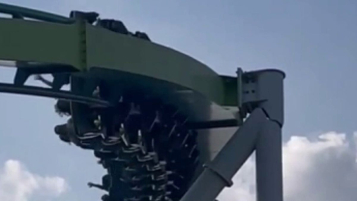 North Carolina amusement park visitor discovers crack on rollercoaster while people were on ride