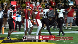Malik Washington delivers ten-yard TD pass to Dorian Fleming to extend Maryland's lead over Northern Illinois