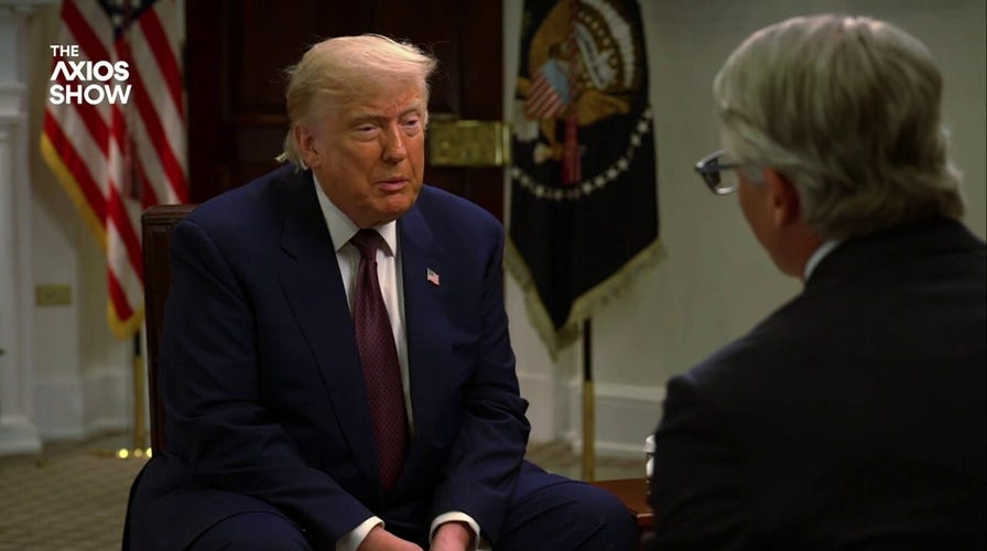 Trump defends Iran warfare  leadership, calls woody  'unconditional surrender'