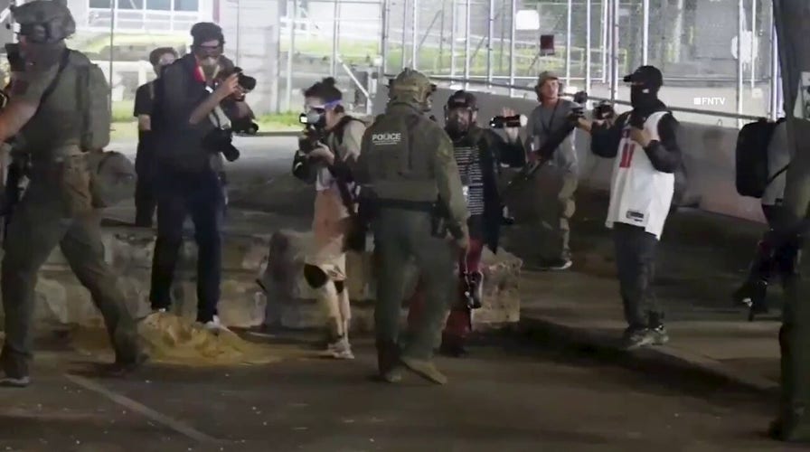 Federal agents arrest 2 anti-ICE agitators in chaotic confrontation