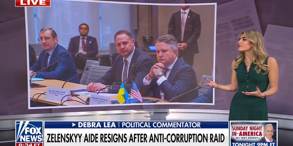 Zelenskyy's top aide resigns, joins the frontlines against Russia following an anti-corruption raid