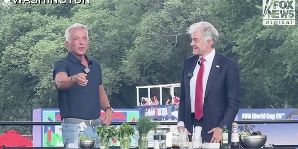 Celebrity chef Geoffrey Zakarian reveals why he doesn't 'believe' in food deserts