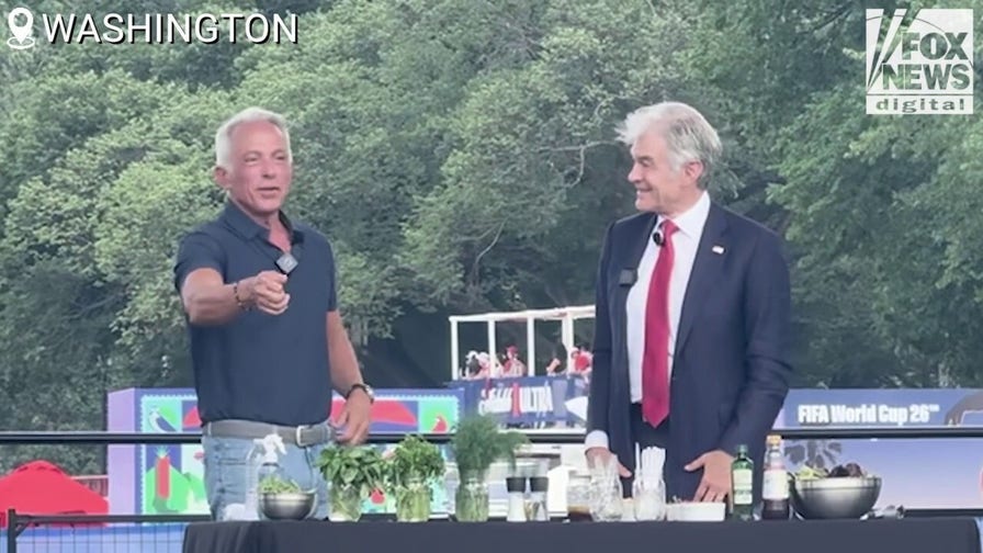 Celebrity chef Geoffrey Zakarian reveals why he doesn't 'believe' in food deserts