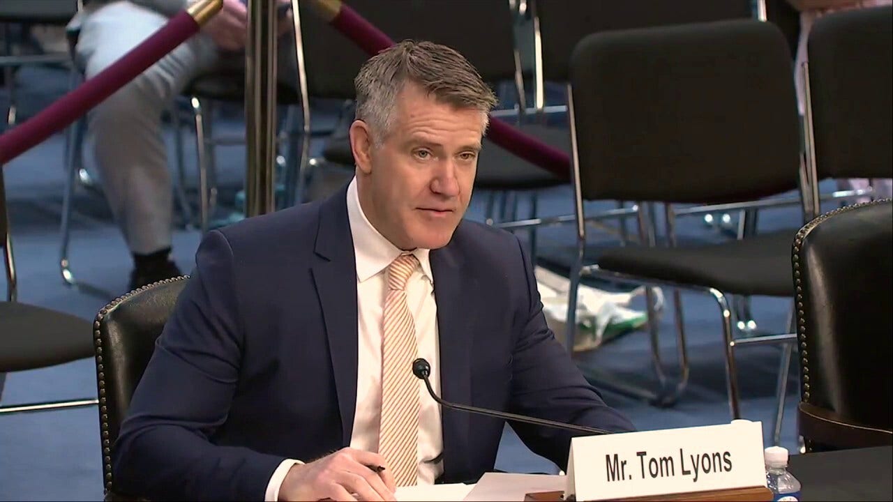 Ex-CIA officer warns China using ��largest intelligence apparatus in the world�� to crush US companies