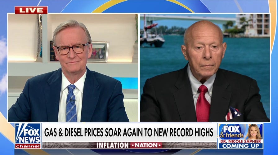 Former McDonald's CEO sounding the alarm on Biden's handling of inflation: 'All about deflection'