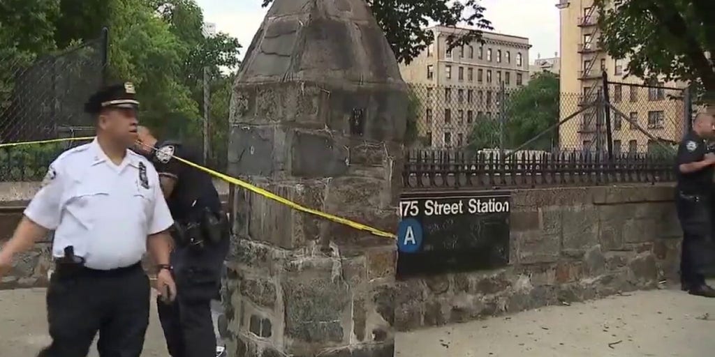 New York City man stabbed to death in Manhattan subway station