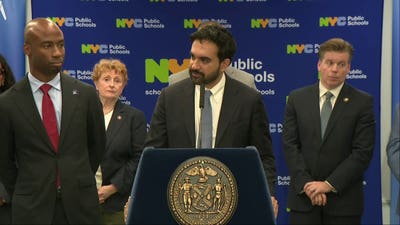 New York City Mayor Zohran Mamdani faces questions about the Signal chat City Hall uses to reach his 200-strong ‘influencer’ army