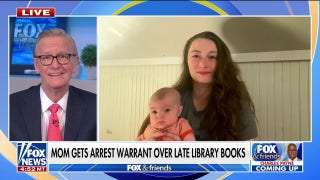 Texas mom faces arrest warrant over late library books - Fox News