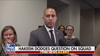 Hakeem Jeffries dodges questions on Squad's anti-Israel rhetoric