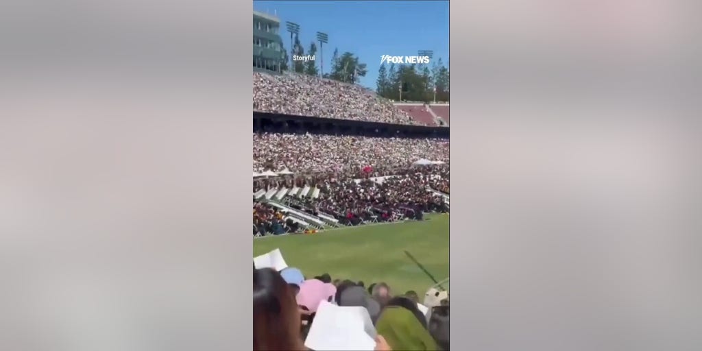 Stanford grads WALK OUT of Google CEO commencement speech