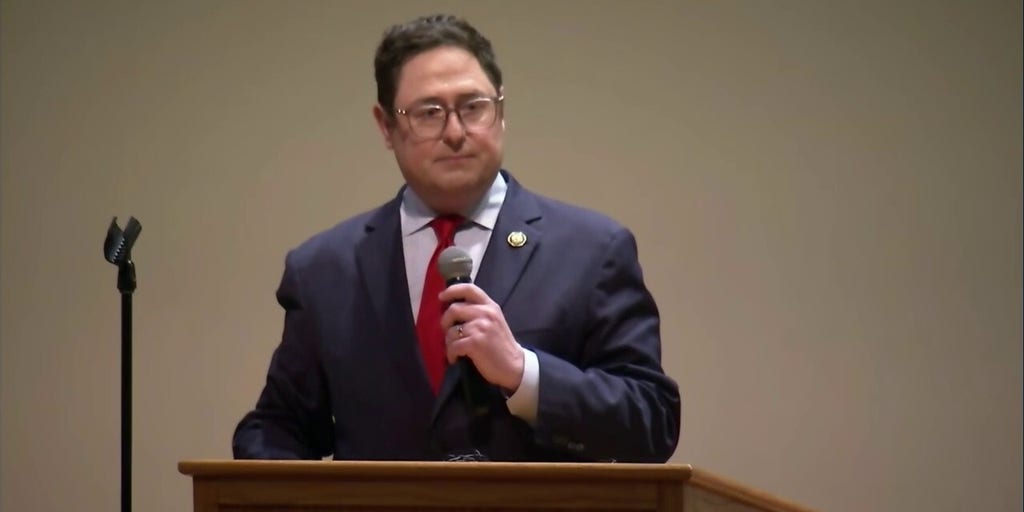 House Republican gets booed for mentioning DOGE at town hall