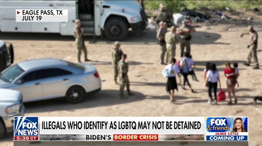 Democrats propose special status policy for LGBTQ+ migrants to avoid detainment