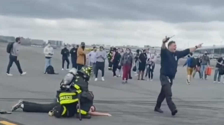 'Security incident' prompts plane evacuation at LaGuardia Airport