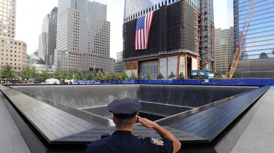 Police honored as heroes after 9/11 attacks 