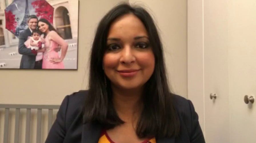 Top doctor shares Black Friday safe-shopping tips amid pandemic 