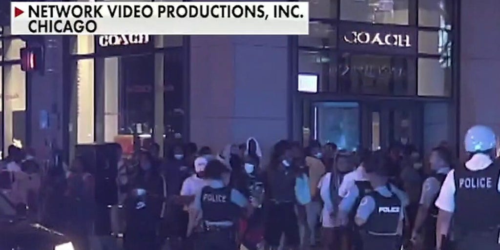 Chicago rocked by night of looting and violence after police-involved ...