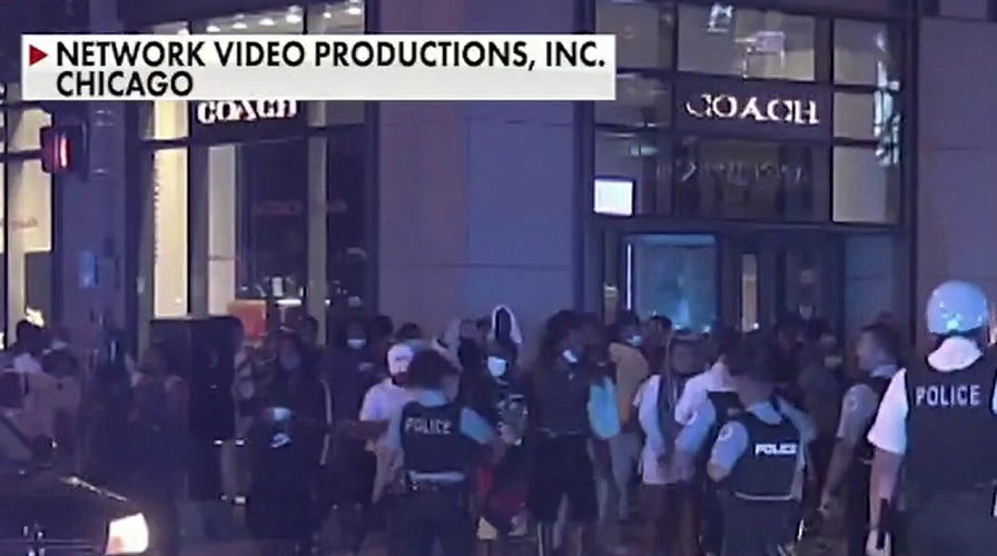 Chicago looting videos spread on social media See the footage Fox News