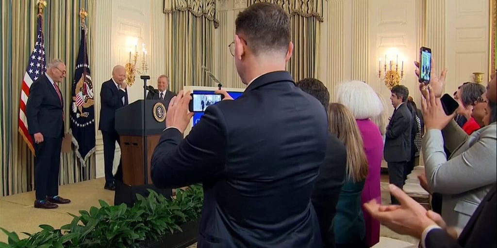 New Orleans attacker had 'remote detonator' for explosives in French