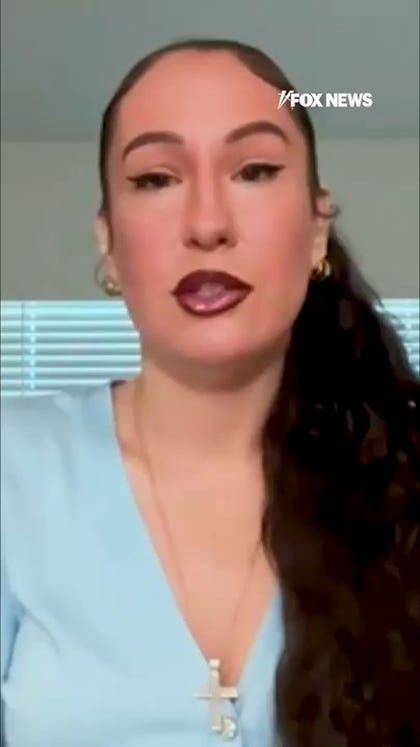 Ex-stripper finds Jesus, returns to clubs to save other women