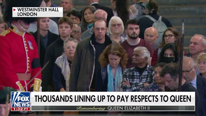 Thousands line up to pay respects to Queen Elizabeth II