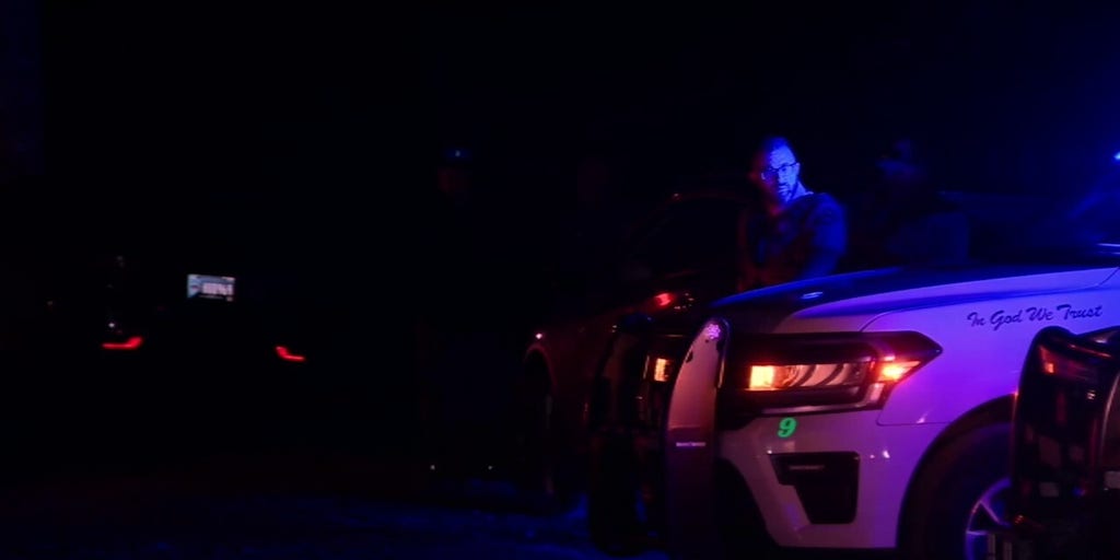 Authorities respond to Tennessee helicopter crash