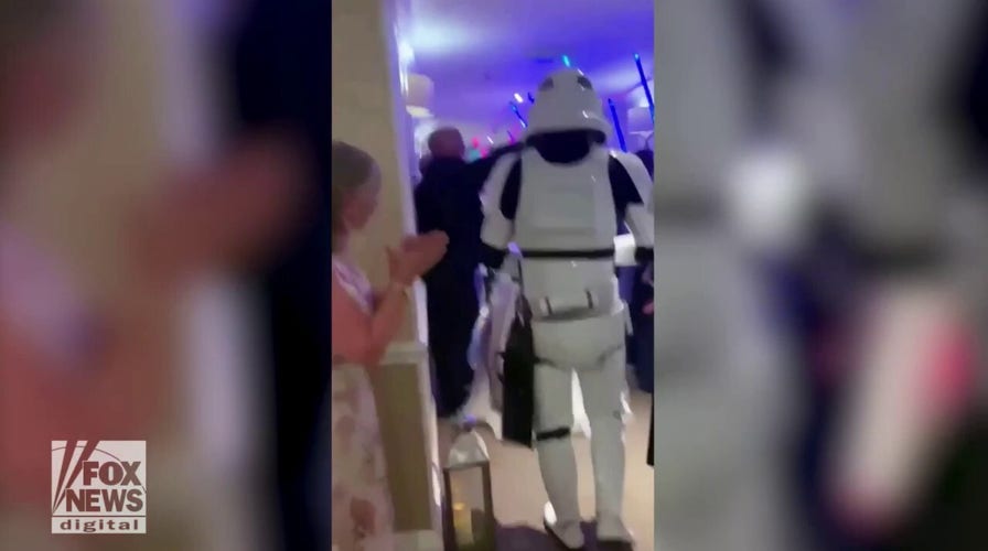 Couple hires Star Wars storm troopers to make special appearance on wedding day