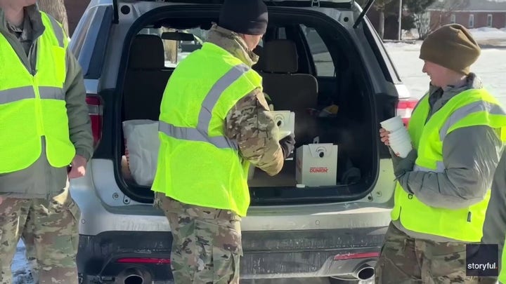 National Guard in Minnesota hand out coffee, donuts to anti-ICE protesters