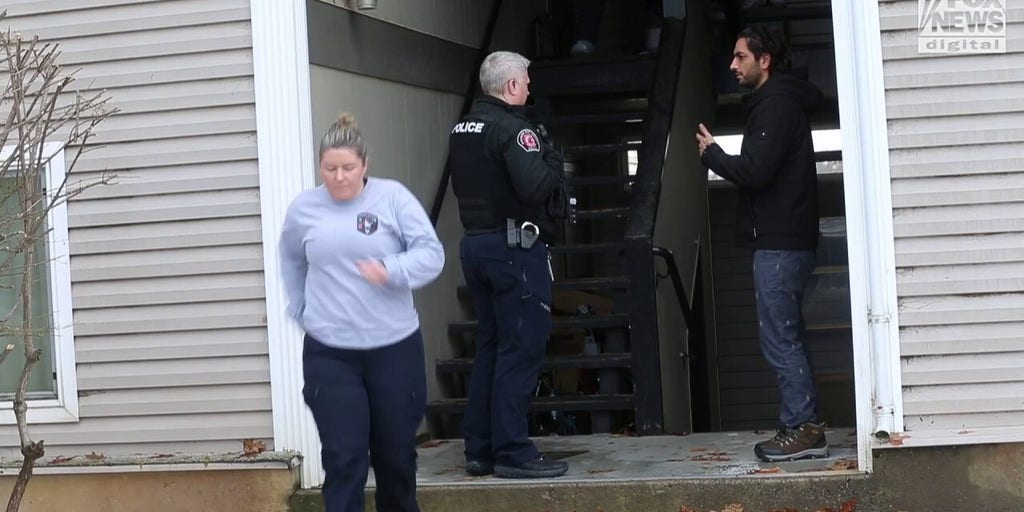 Investigators Execute Search Warrant At Murder Suspects Home In Pullman Wa Fox News Video