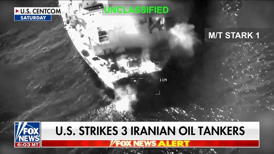 US military bypasses Iranian threats in Strait of Hormuz